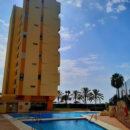 Seafront Apartment Марбеля Екстериор снимка