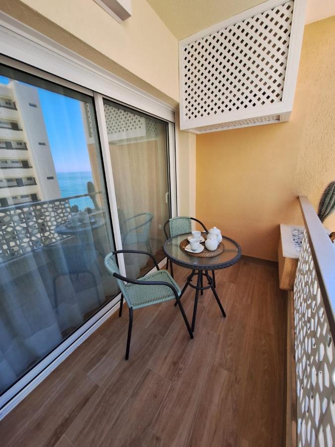Seafront Apartment Марбеля Екстериор снимка