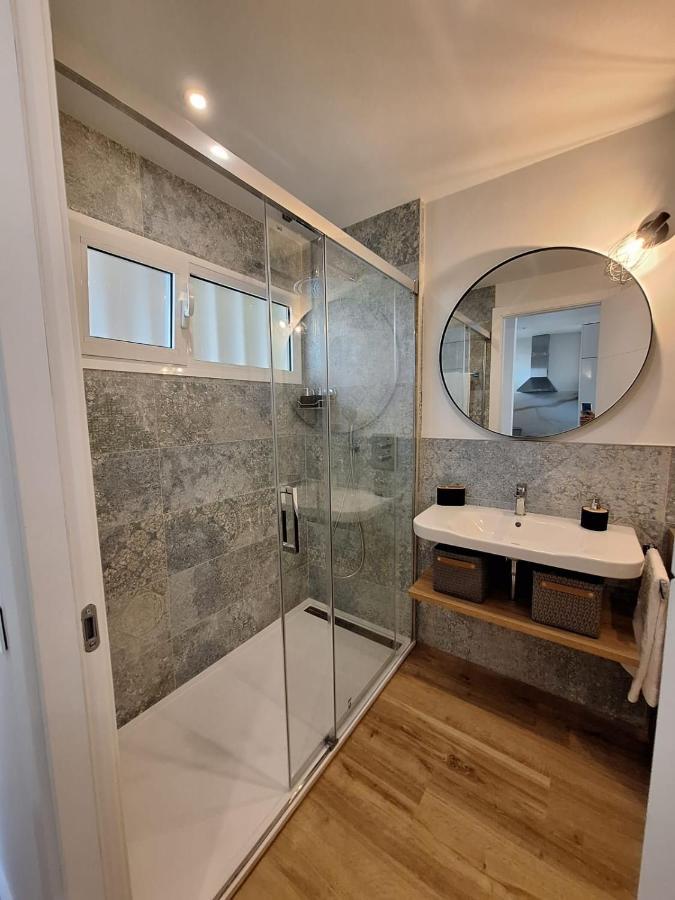 Seafront Apartment Марбеля Екстериор снимка