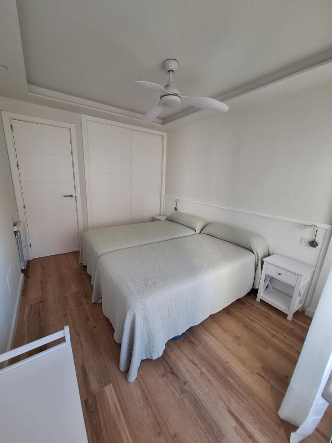 Seafront Apartment Марбеля Екстериор снимка